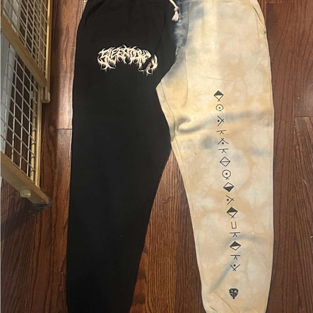 SLEEP TOKEN x SHIBORI THREADS Exclusive Drop -Black and Tan Graphic Sweatpants